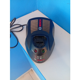 Зарядний пристрій Bosch Professional GAL 1230 CV 12V /DC-3A